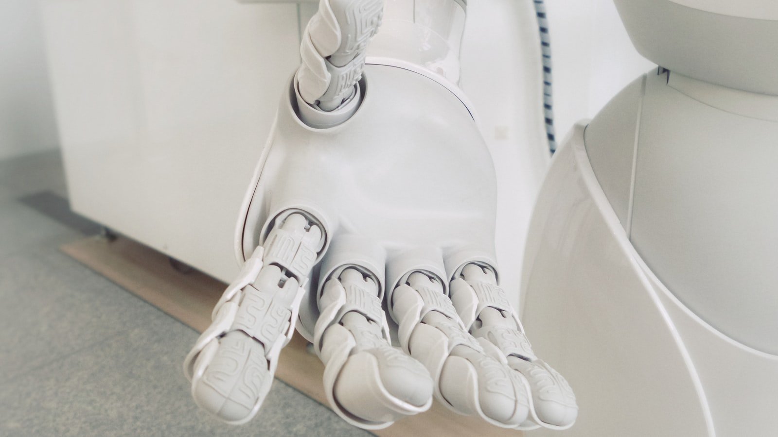 Conversation interface evoking AI companion chat