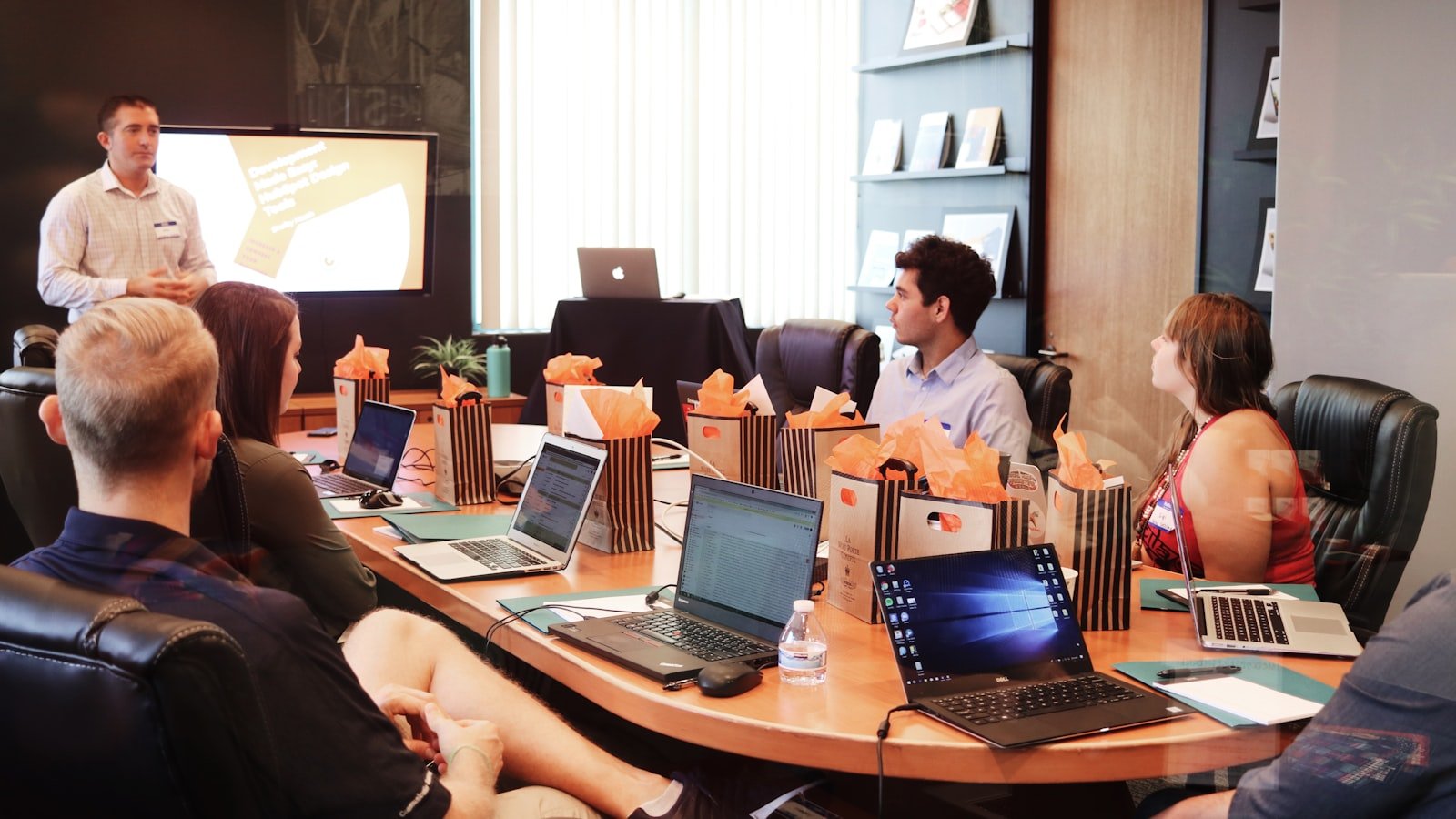 Meeting recording analysis evoking sales call intelligence