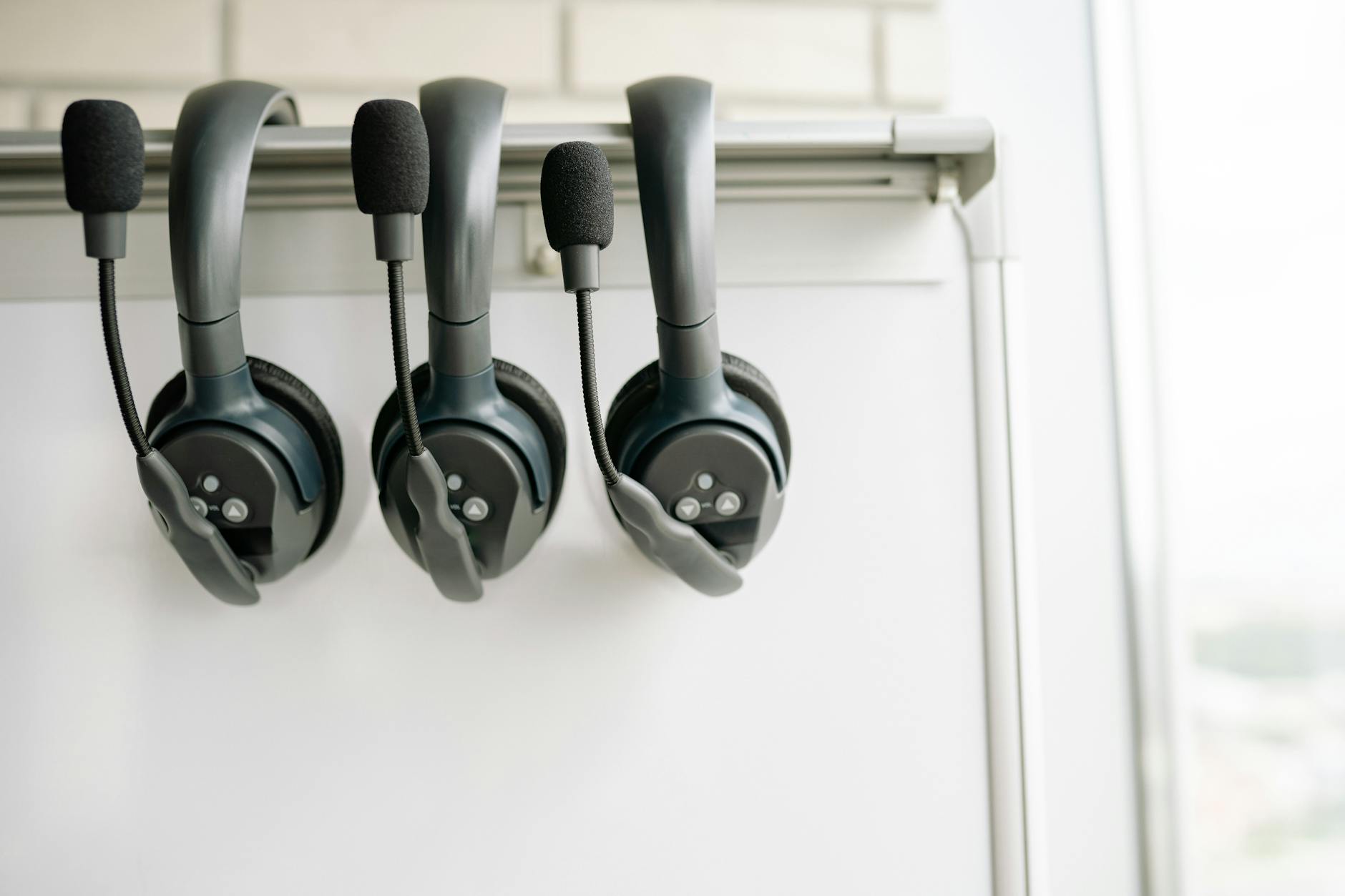 Customer Support Tools 2026: Why Intercom Lost Its Crown