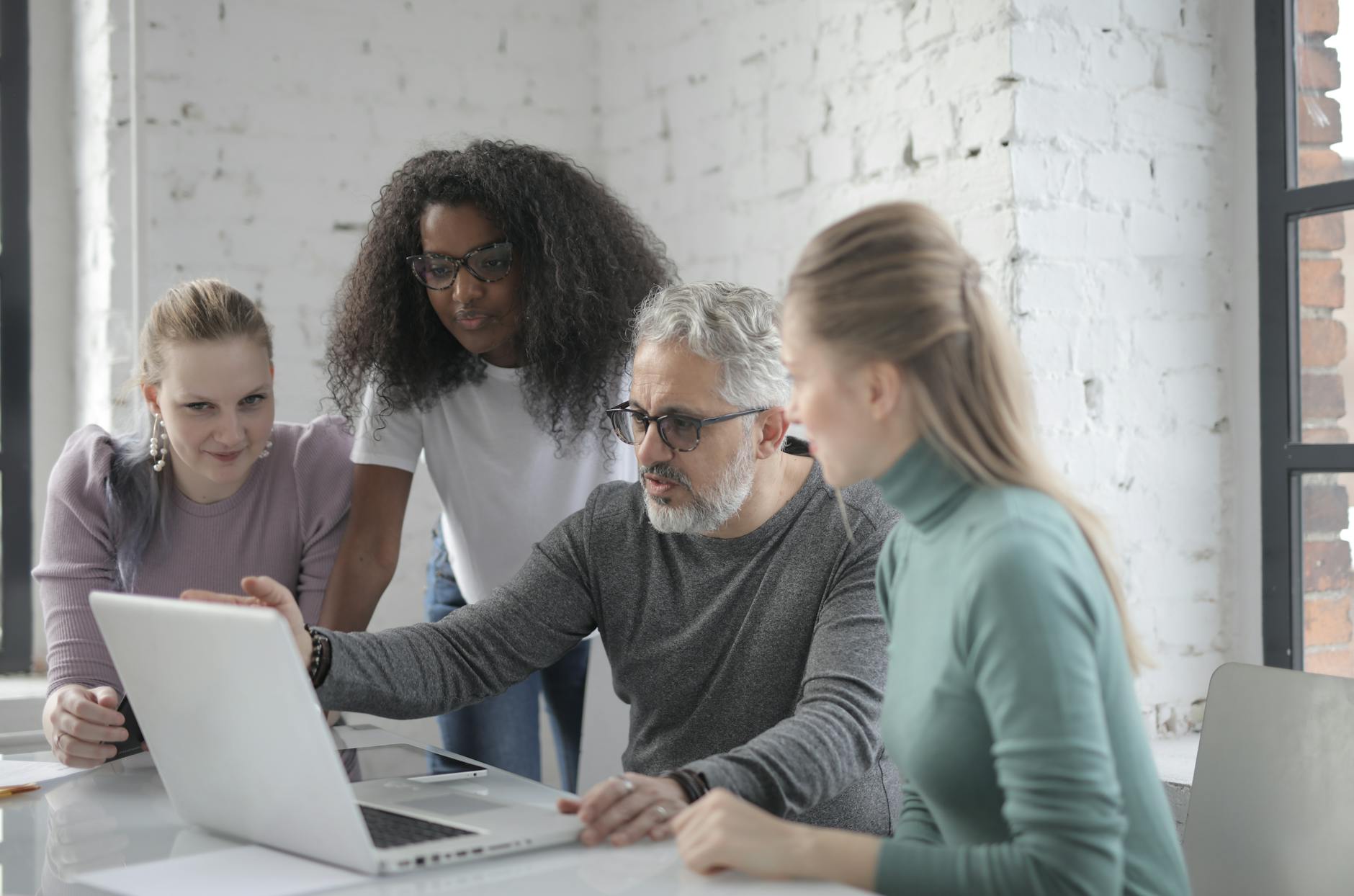 Building a Data Analytics Stack: Key Tools for 2026