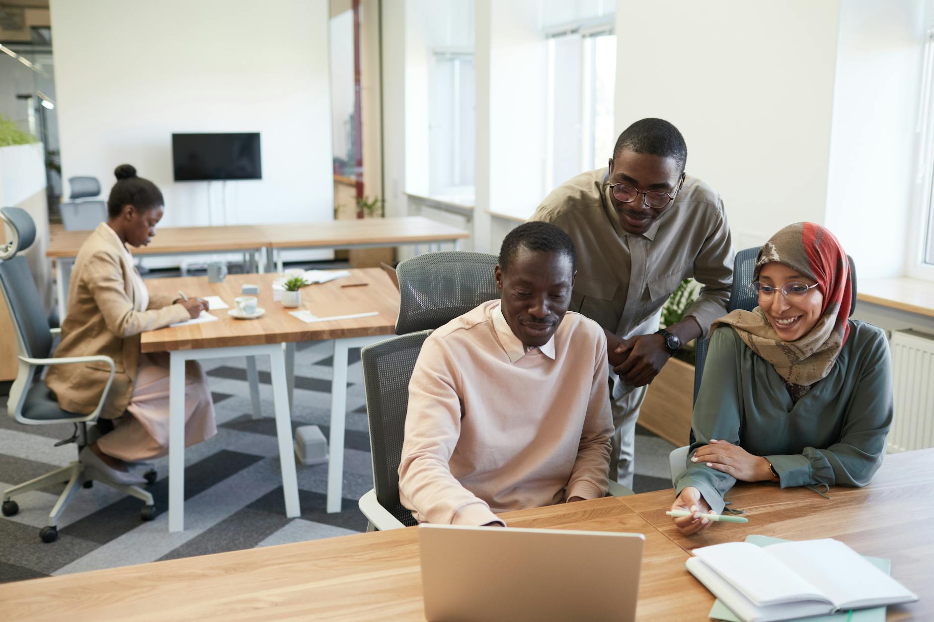 Choosing the Right Cloud Hosting: A Founder's Strategic Guide