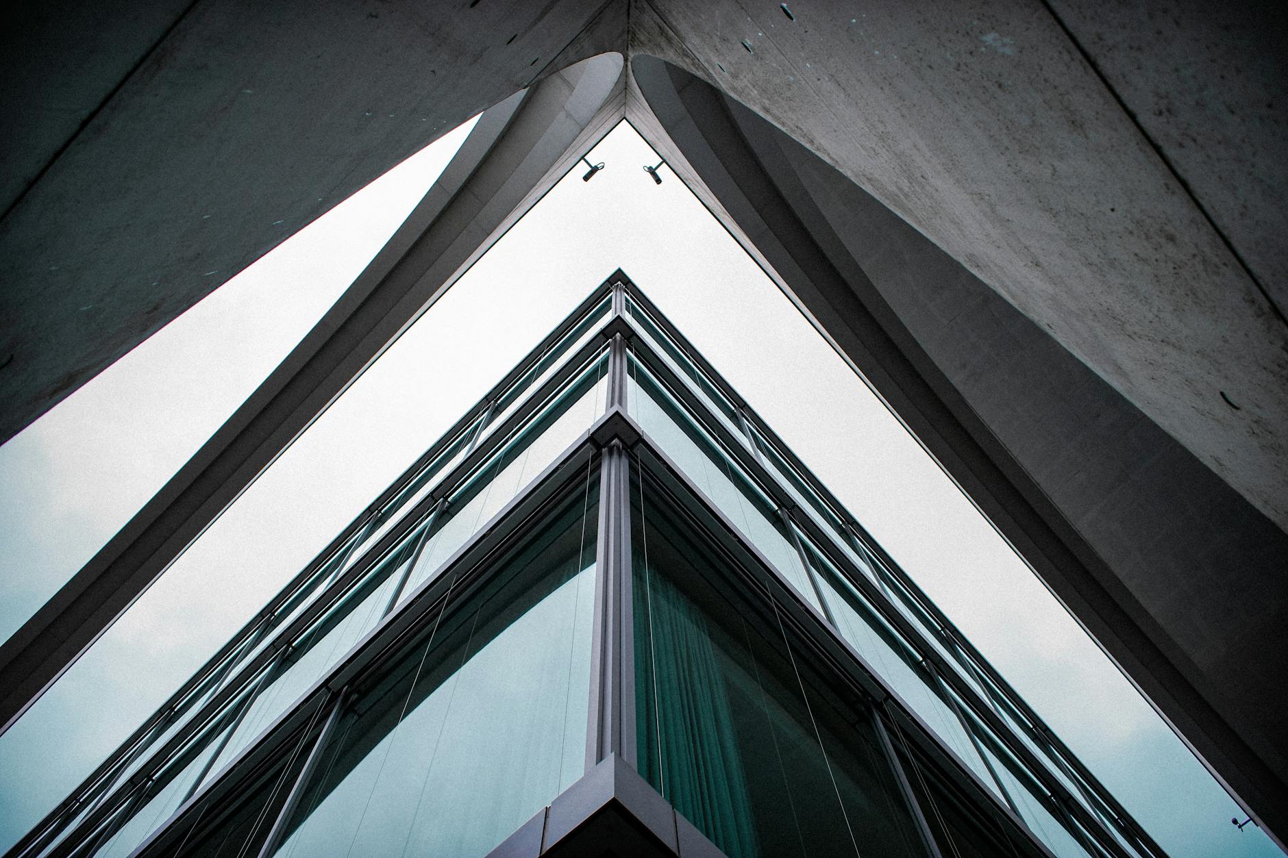 Why 2026 Sees Teams Shifting Back to Modular Monoliths