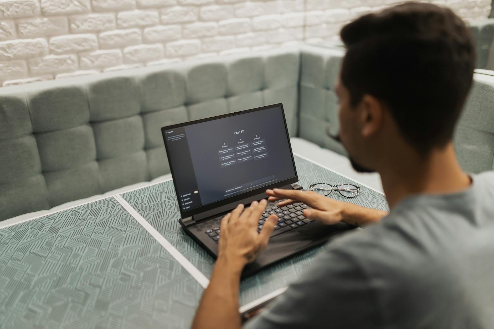 The Ultimate Fintech Toolkit for Small Business Founders in 2026