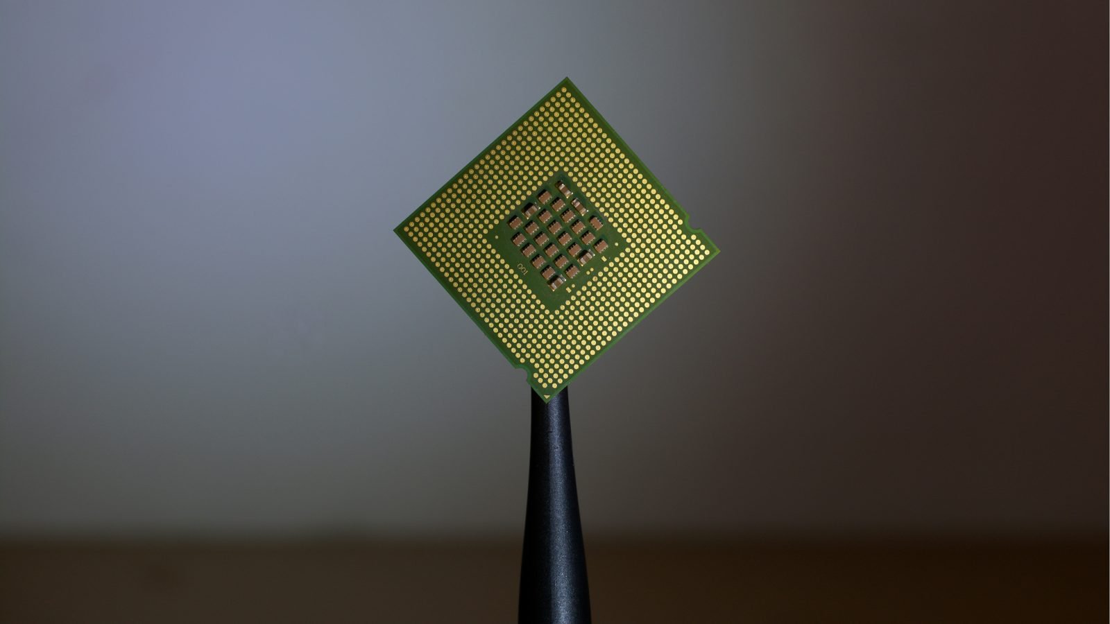 Close-up of a GPU silicon die, illustrative for a RunPod GPU cloud review.