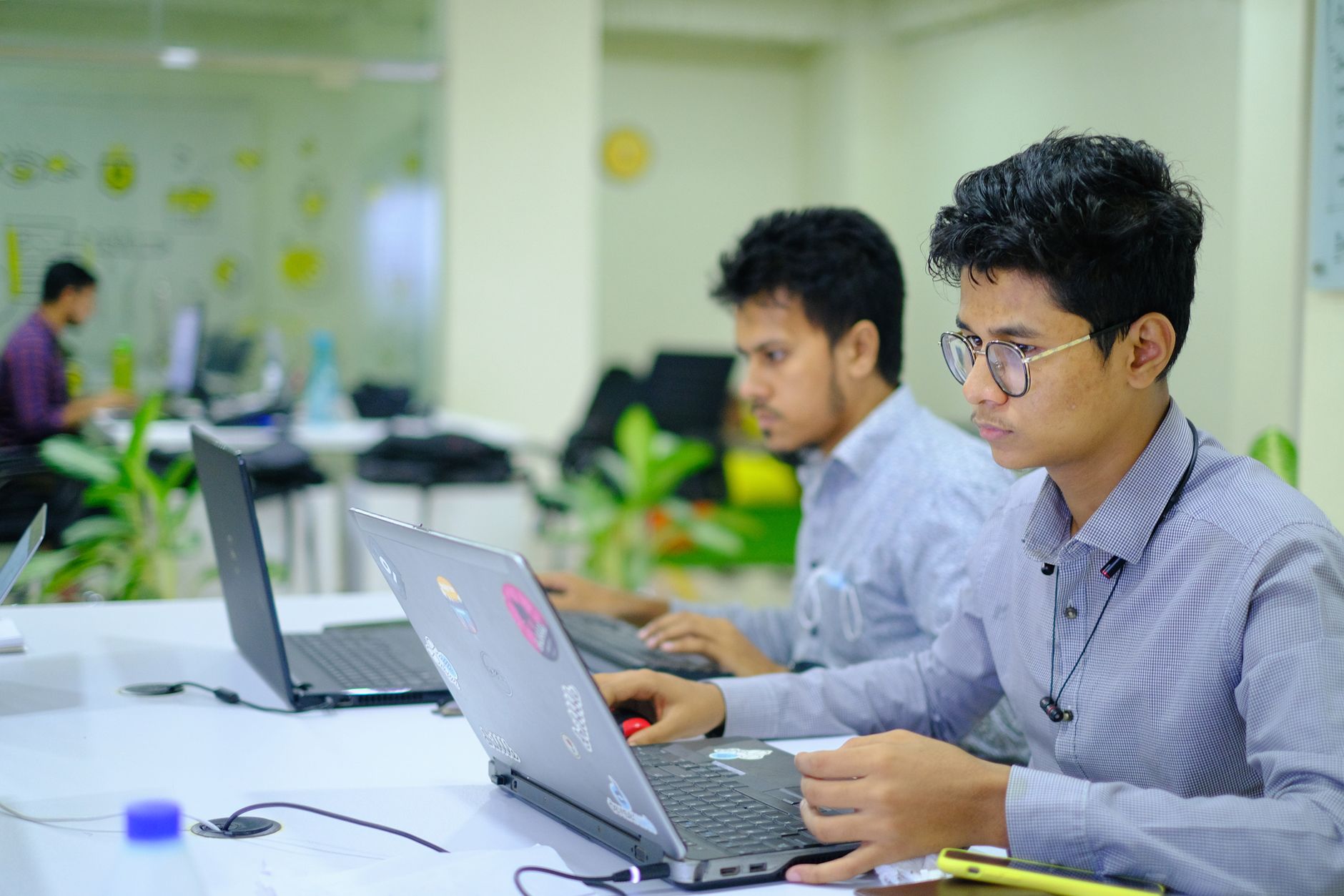 Mastering Data-Driven Decisions: Key Analytics Tools for Founders