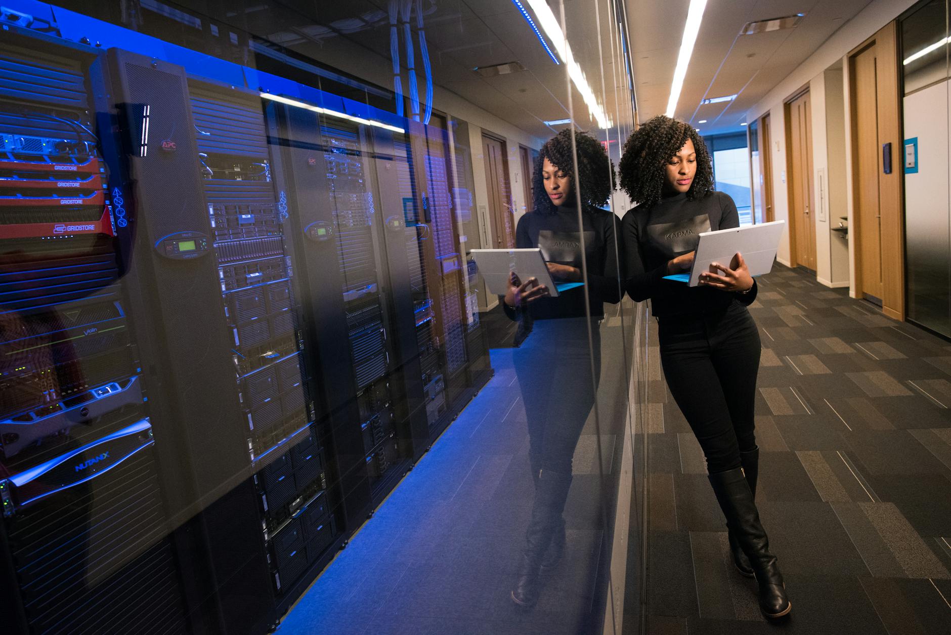 Data Infrastructure for SaaS Companies: Make Smart Choices Today