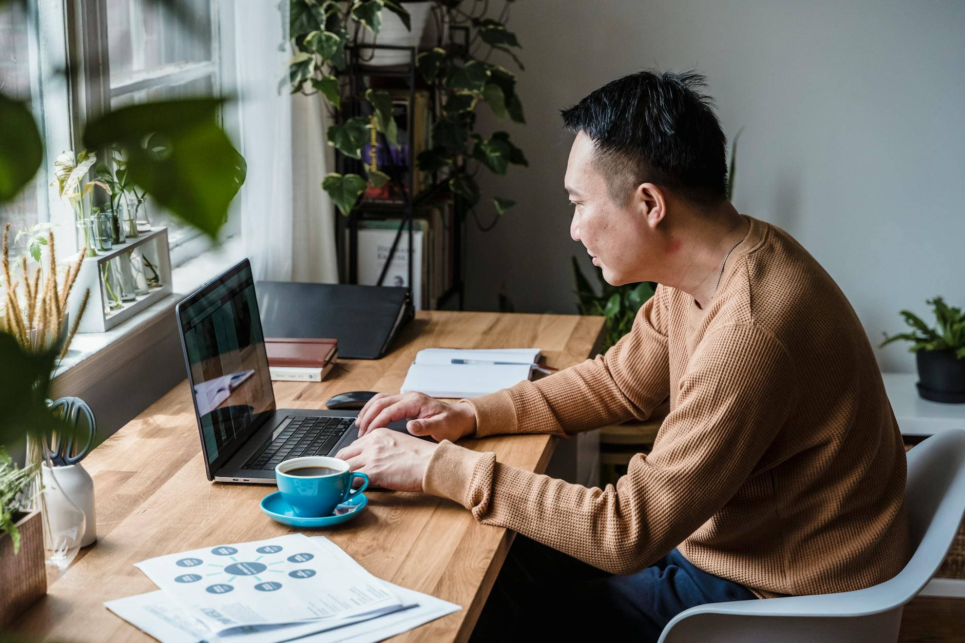 Rethinking Collaboration: The Rise of Self-Hosted Tools in 2024