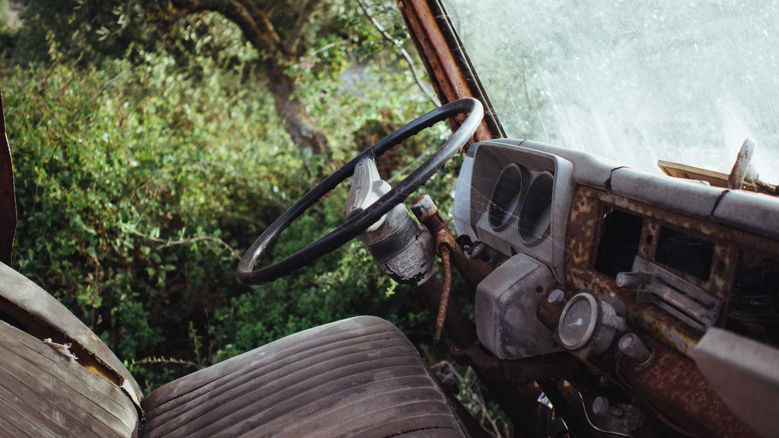 Boosting Productivity: Essential Tools Every Founder Needs