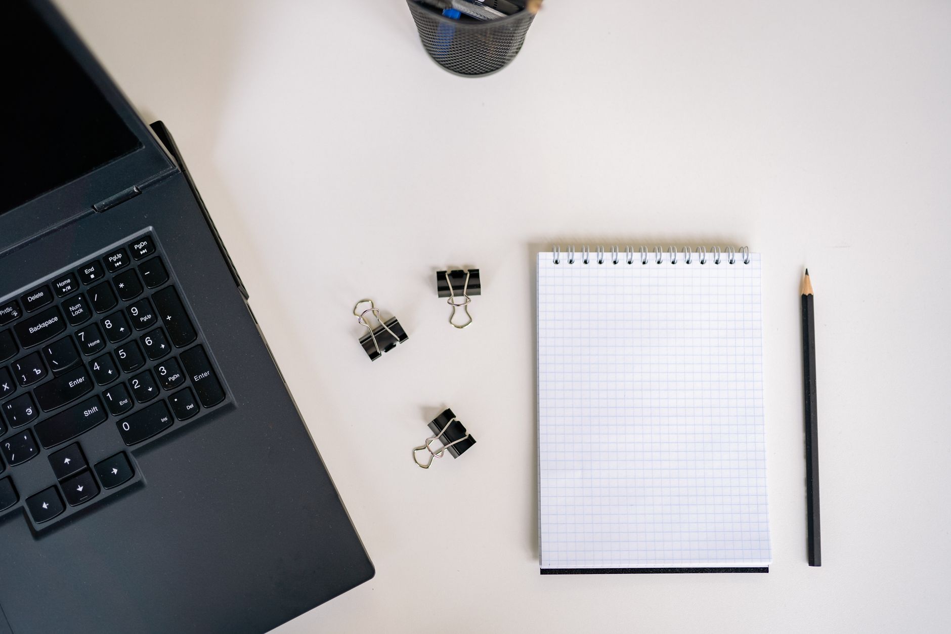 Email Marketing Playbook: Choosing Between Mailchimp and ConvertKit