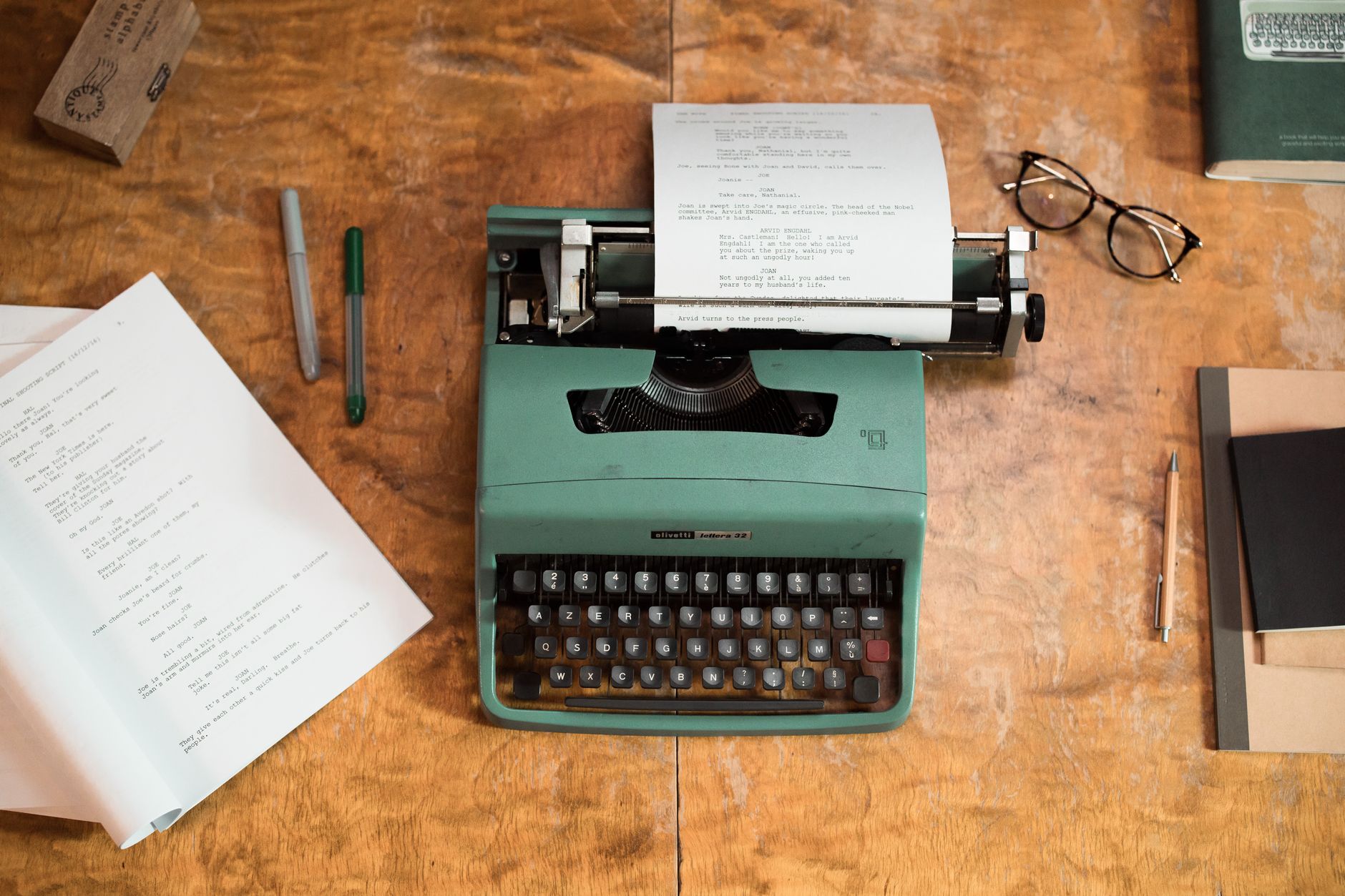 AI Writing Tools: The Giants and Their Unique Moats