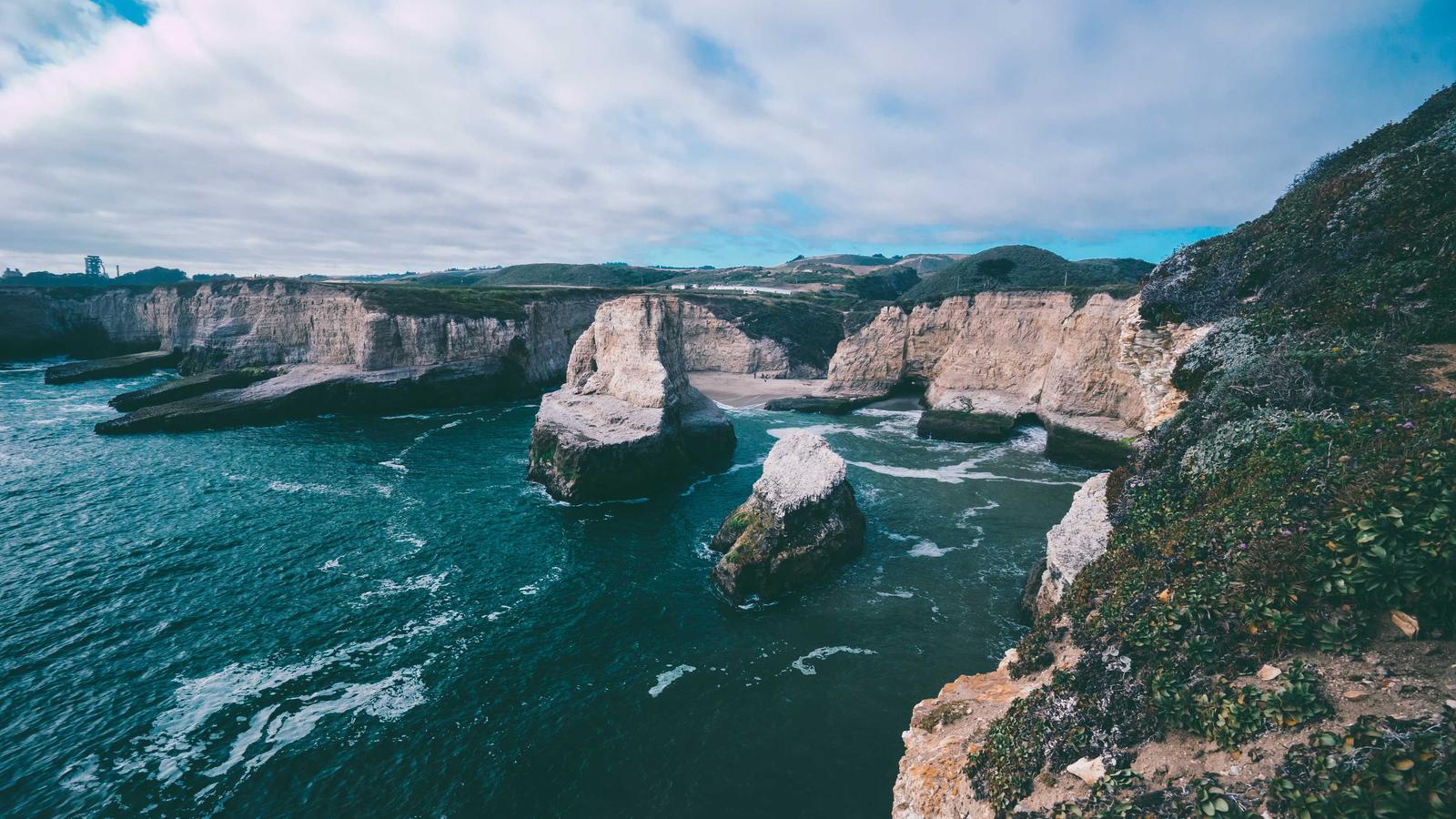 BambooHR vs Paycor: The 2026 Shift to User-Friendly HR Tools