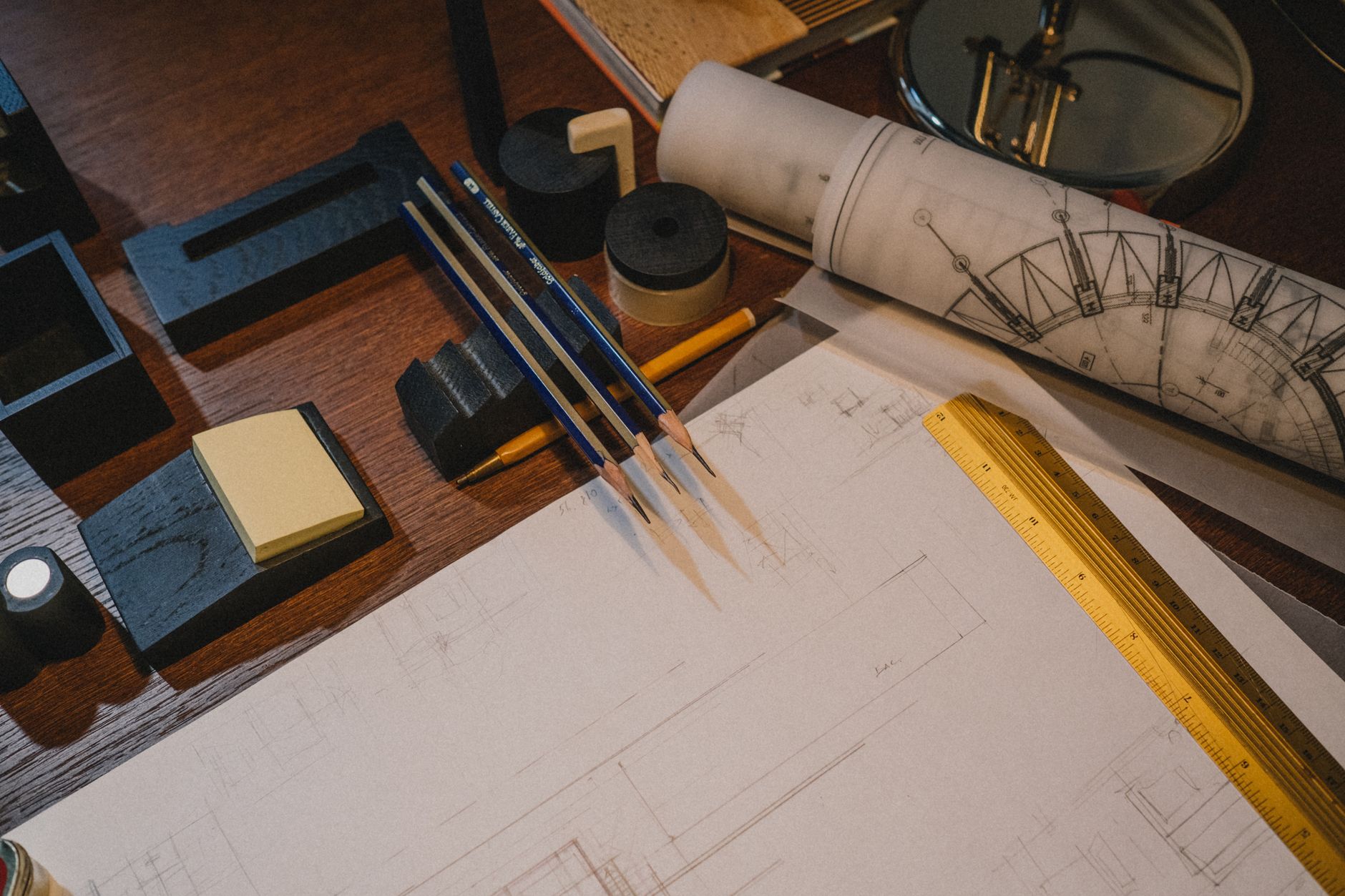 Figma vs. Sketch: Choosing the Right UX Design Tool in 2026