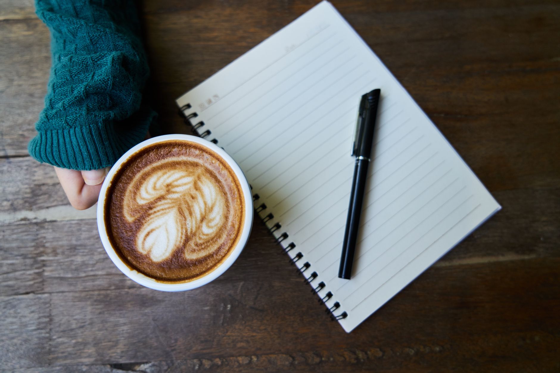 Why ChatGPT is Outshining Grammarly in 2026