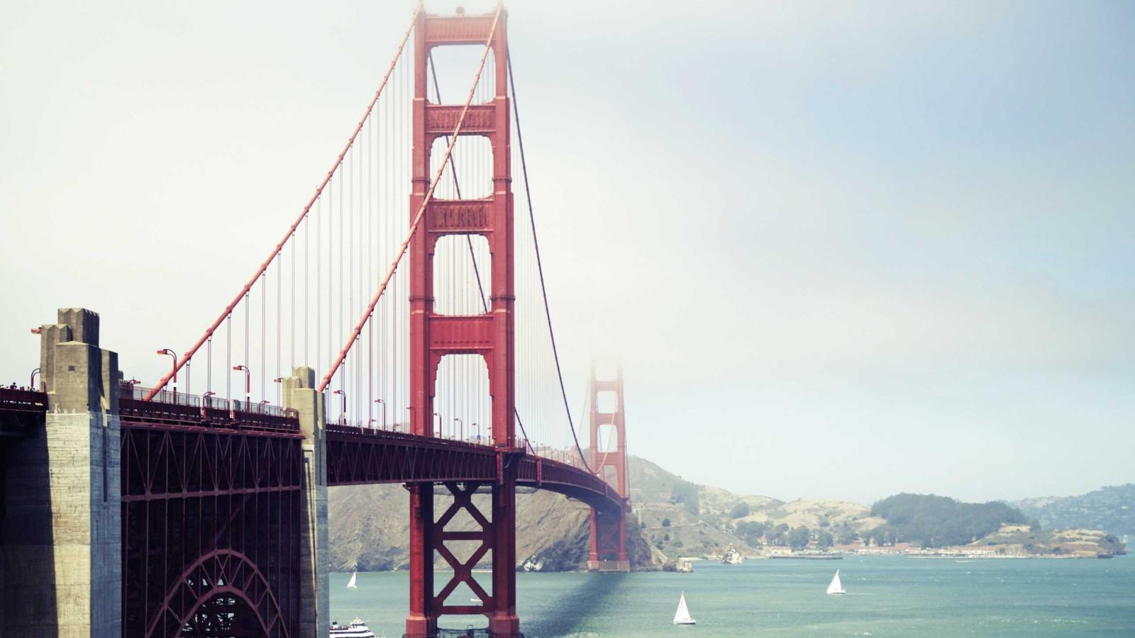 SaaS Pricing Wars: HubSpot's Strategic Edge Over Competitors