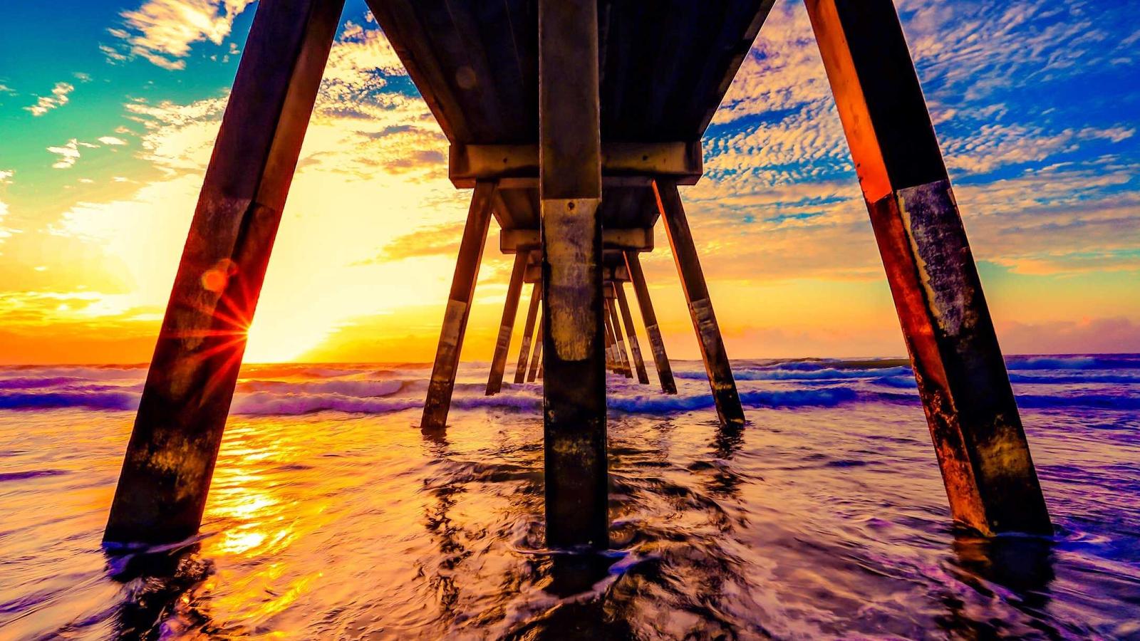 Evaluating Data Analytics Tools: Costs for Large Organizations