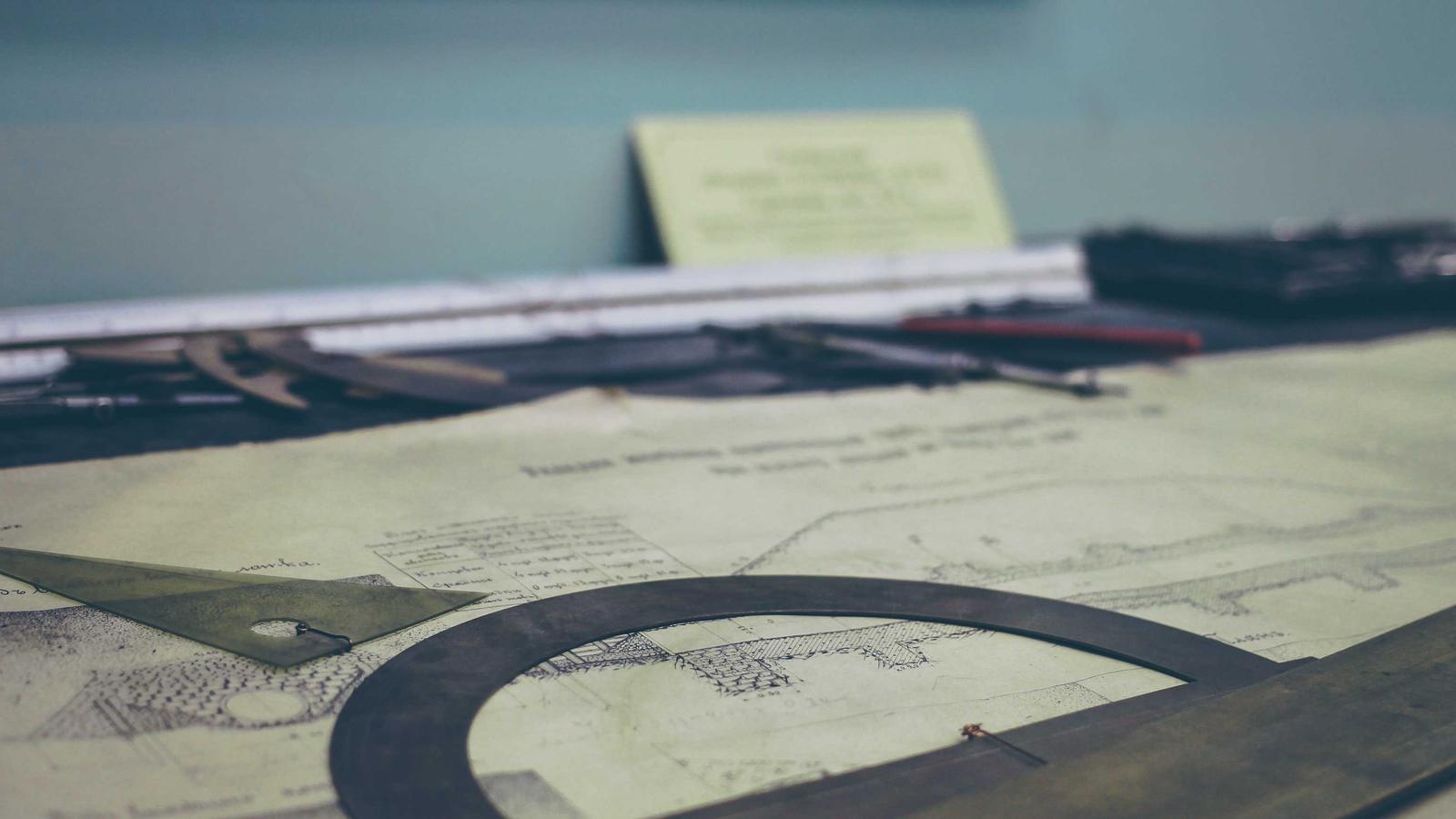 What Zoom's Virtual Background Failure Teaches Us About Feature Development